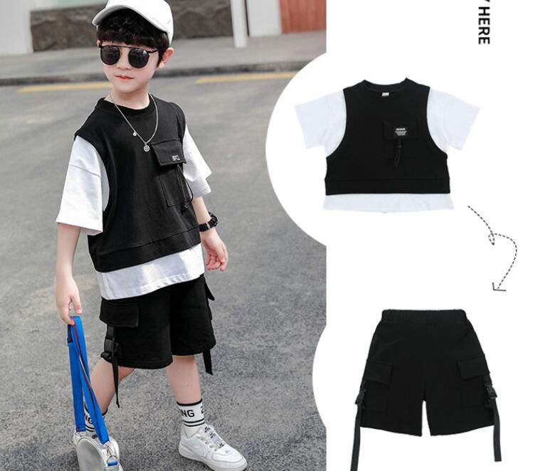 2025新品★子供服　セットアップ★110cm～160cm 3色