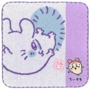 ちいかわタオルハンカチ運んでる／ＰＰモモンガ