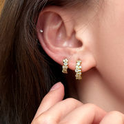 ジルコニアピアス　アクセサリー　デザイン　韓国ファッション