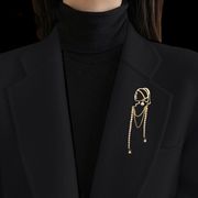 真珠のピアス少女ブローチ フリンジデザイン スーツアクセサリー