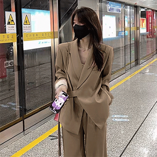 スーツ 上下セット セットアップ オールインワン カジュアル 参観日 入園式 就職活動 通勤 面接 ママスーツ