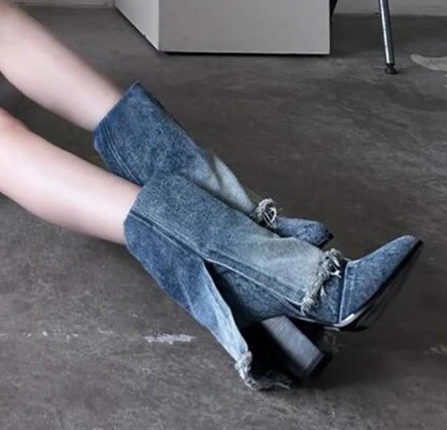 ブーツ 太いヒール とんがりトゥ 切り替え シンプル