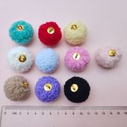 ファー ポンポン チャーム 秋冬パーツ ゴールド金具付 ハンドメイドアクセサリーパーツ ふわふわ もこもこ