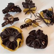 シュシュ　バンスクリップ　ヘアアクセサリー　レディース　デザイン　韓国風　髪飾り