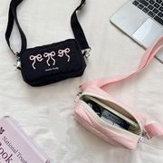 ショルダーバッグ　デザイン　可愛い　韓国ファッション　リボン