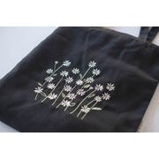 刺繍トートバッグ　L  デイジー　　フラワー　トートバッグ　春　プレゼント