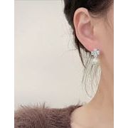 四つ葉のクローバーピアス　ピアス　アクセサリー　韓国ファッション