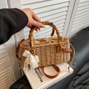 ストローバッグ　トートバッグ　ピーチバッグ　旅行　韓国バッグ
