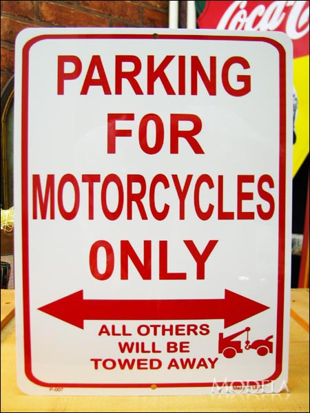アメリカンブリキ看板 バイク 専用駐車場