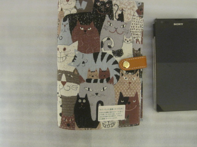 日本製　猫の総柄シリーズ　マイバンク　通帳カード入れ
