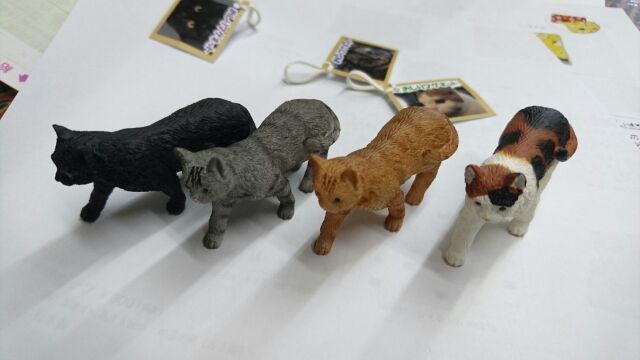 猫のお尻マグネット　人気の犬シリーズの猫バージョン