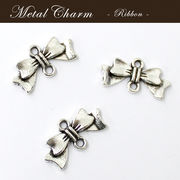 メタルチャーム 【18.リボン 10個入り】単価21円金属チャーム【約9.7mm×約19.4mm カンつき】