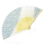 ＜ファッション雑貨＞＜和雑貨・和土産＞高級シルク扇子　白桜　ブルー　No.504-709