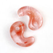 古代勾玉　合成チェリークォーツ　20mm×13mm　　　　品番： 9243