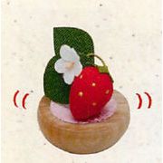 【新登場！日本製です！可愛いいちごの和小物です！　ゆらゆら苺】