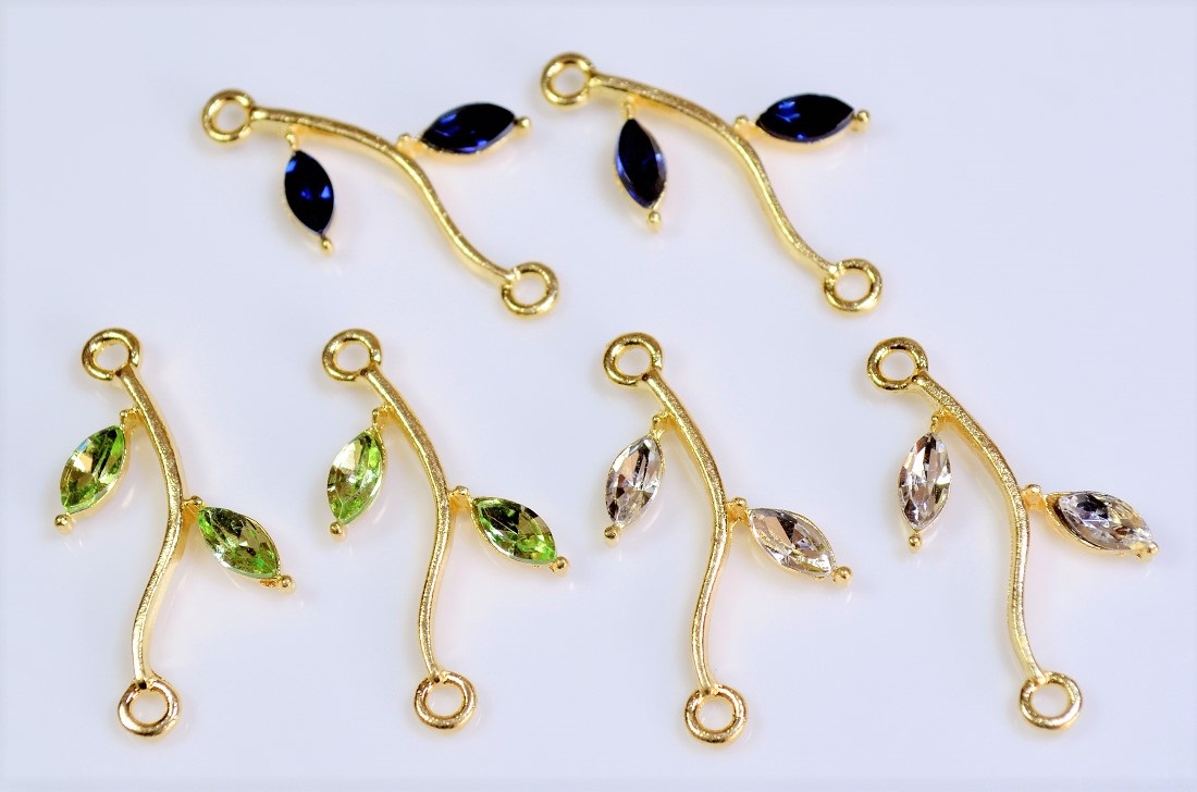 【オリジナル商品】 ガラスストーン使用デコパーツ リーフチャーム 春夏アクセサリー トレンドパーツ