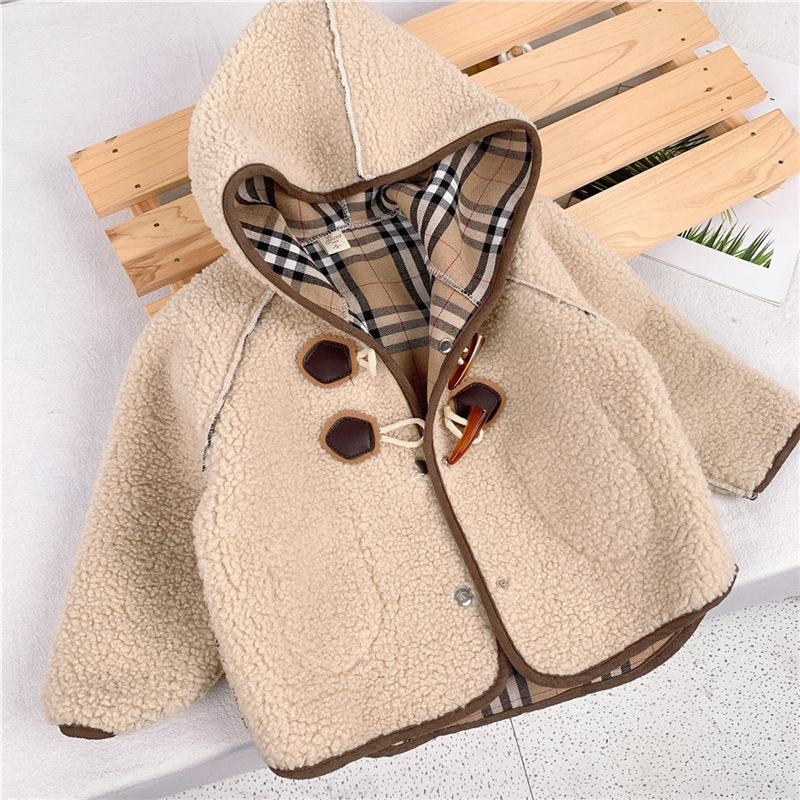 【KID】リバーシブル コート　厚いジャケット 　暖かい子供服 無地 シンプル 全2色