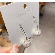 コットンパール前後ピアス