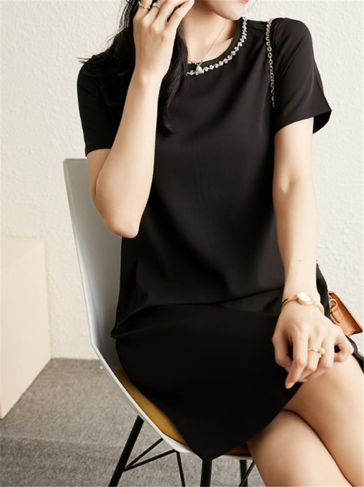 初秋コーデにオススメ 韓国ファッション バックファスナー ファッション オシャレ スリム 快適である