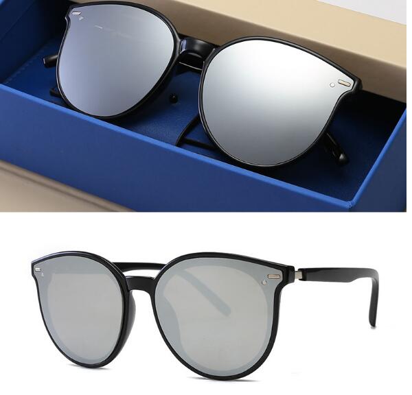 サングラス　眼鏡　メガネ　レディース　夏　紫外線対策　個性　カジュアル　トレンド　人気