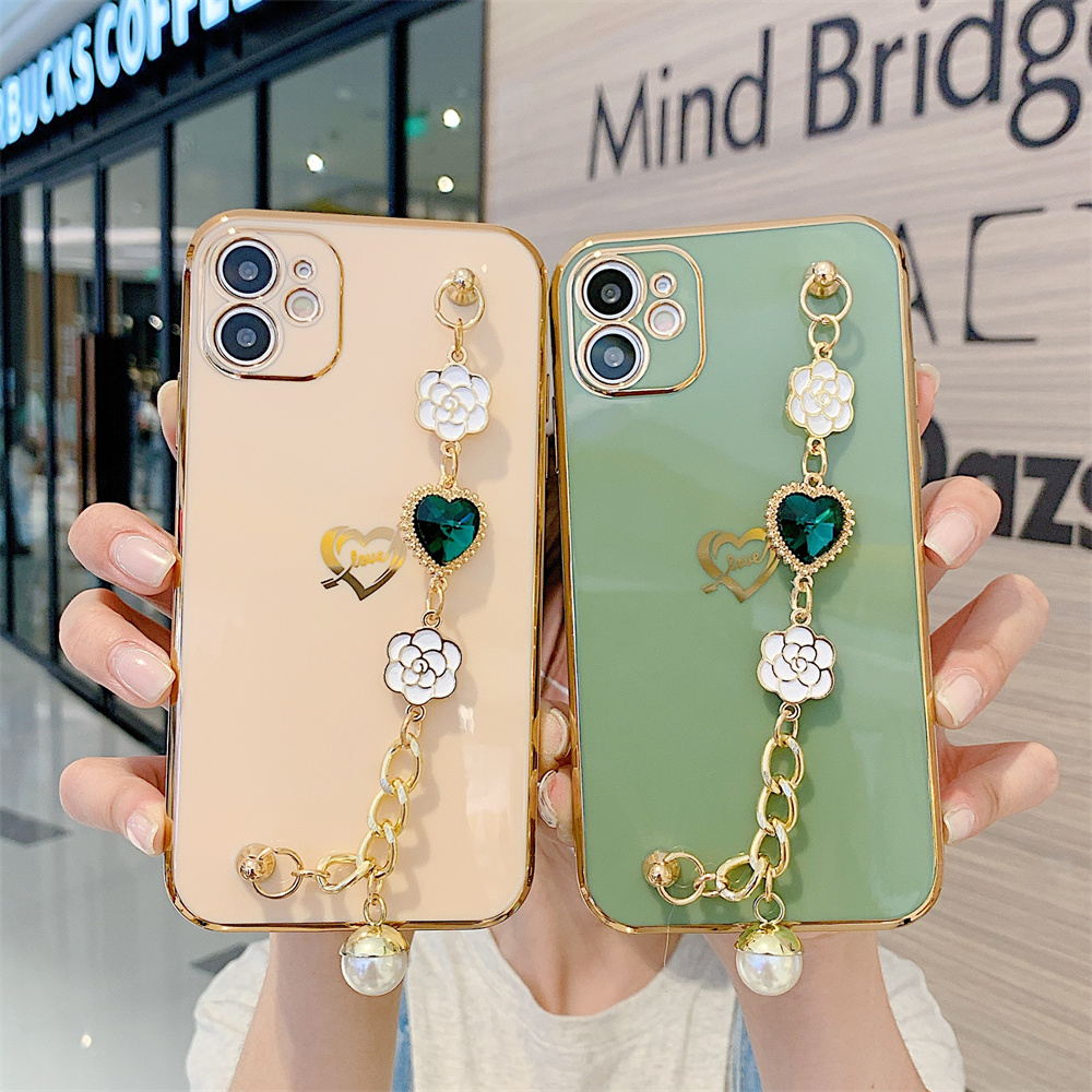 お洒落で可愛いチェーン付きiphoneケース ブレスレット風 Iphone13 Proケース Iphone 12 Mini ケース 家電 Av Pc 株式会社 シャローム 問屋 仕入れ 卸 卸売の専門 仕入れならnetsea
