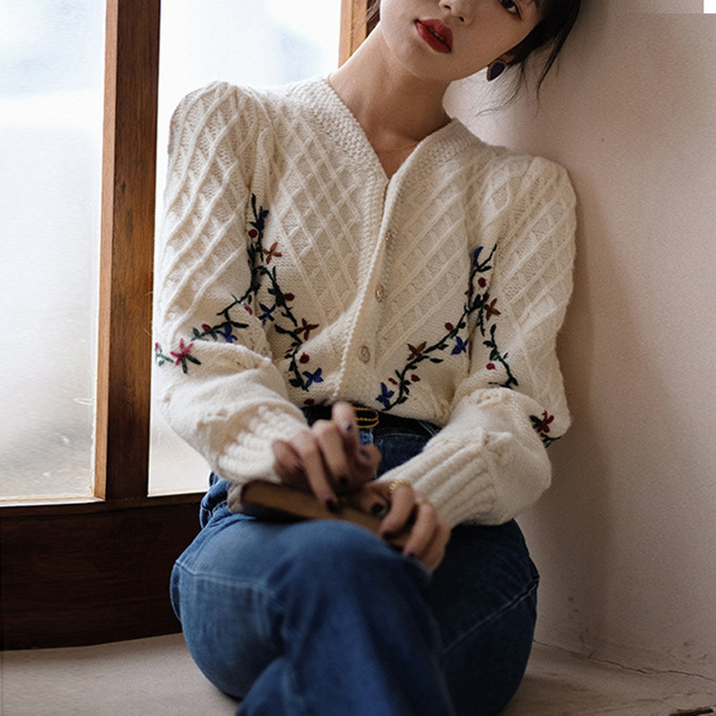 韓国秋と冬の新しいレディース服　厚手　セーター