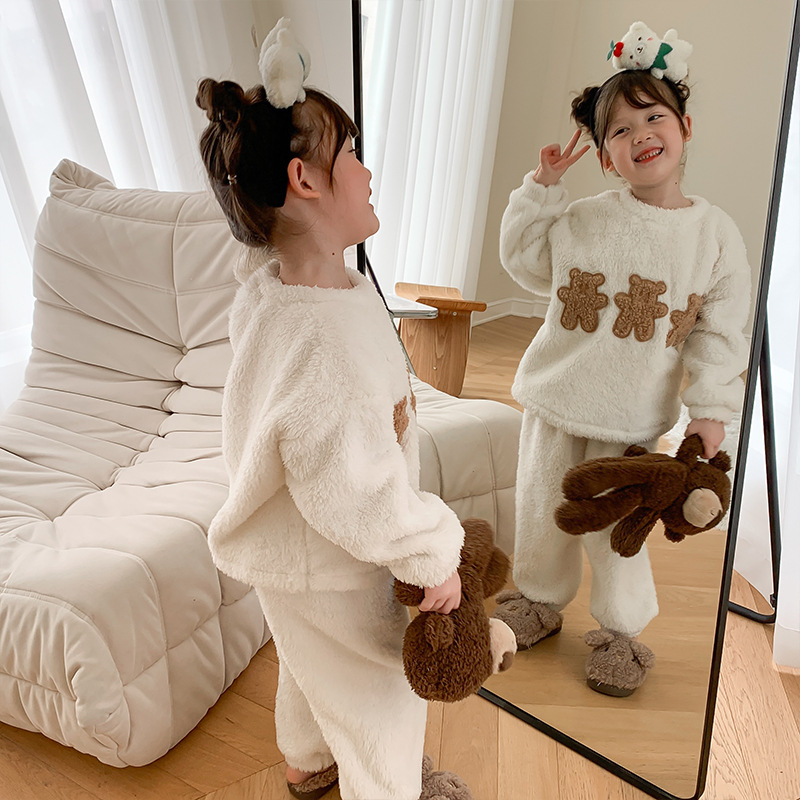 【KID】韓国風子供服 ベビー服　秋冬　裏起毛　熊柄　厚手　可愛い　温かい　 パジャマ  ルームウェア