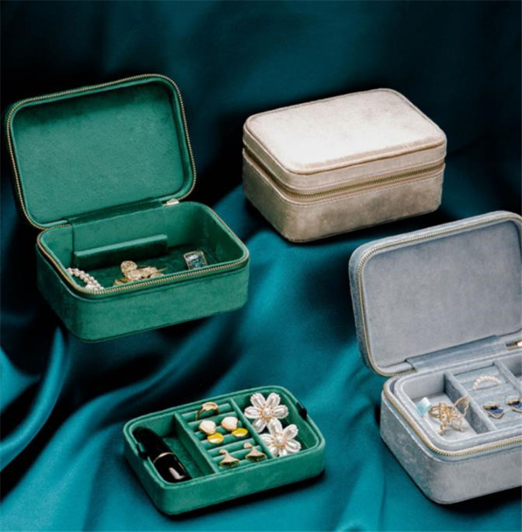 新作 ぬいぐるみ 小物収納 収納ボックス ポータブル ライトラグジュアリー ベルベットバッグ