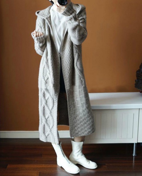 秋冬ニットカーディガン女性韓国版ロング膝コートゆるい厚いセーターコート
