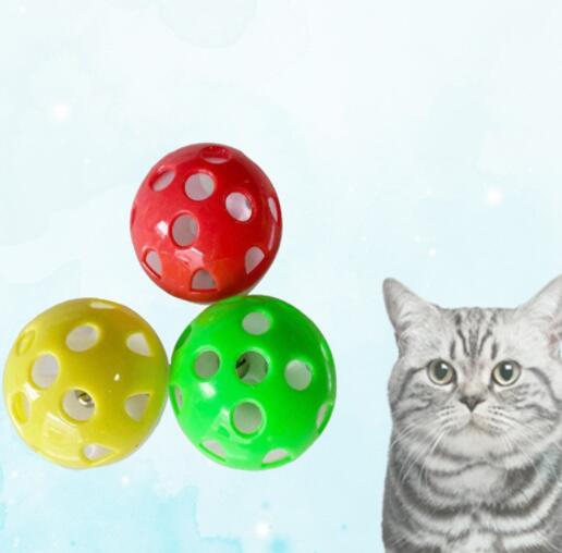 ペット雑貨　猫玩具　遊び　　ペット用品　ボール ペット玩具　ストレス解消　すず  ベル