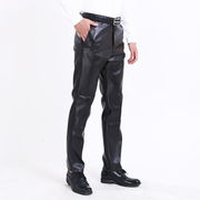 ボトムス エナメルレザー ブラック  パンツ 韓国ファッション PUレザー 革 ストレートパンツ メンズ
