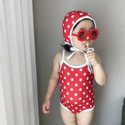 水泳帽の女性の赤ちゃん温泉ビーチ水泳休暇で赤ちゃん夏の子供のワンピース水着