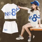 キッズセットアップ　ロゴTシャツ　ショートパンツ　　上下セット　韓国風子供服　女の子夏物