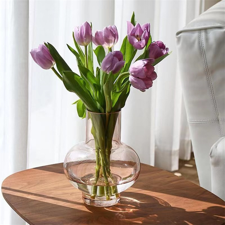 圧倒的な真実好評 見本室 洗練された リビングルーム 現代 シンプル ガラスの花瓶 アイデア 食卓