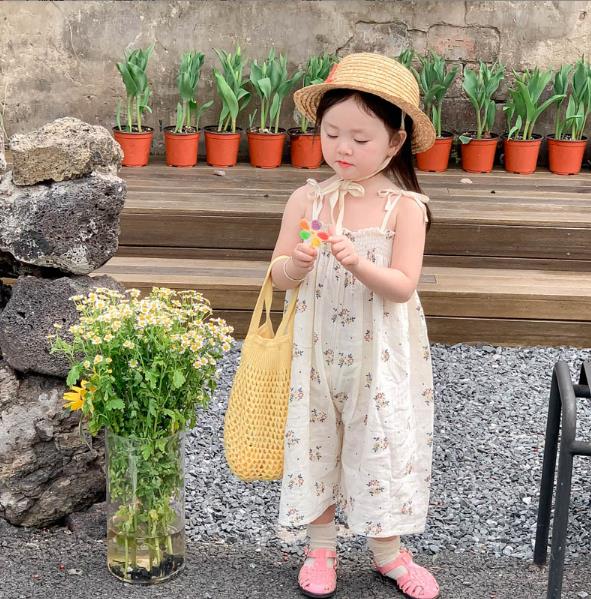 ins 韓国風子供服 キッズ 女の子 花柄 サロペット子供服