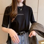 2023夏の半袖Tシャツ婦人服ゆったり服韓国アルファベットカジュアルクルーネックレディースTシャツ