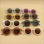 【夏新作】子供雑貨　キッズ眼鏡　UVカット　キッズ用　フレーム　子供用サングラス　可愛い