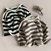 秋新作　子供服　長袖Tシャツ　インナーシャツ　カジュアル　トップス　ボーダー柄　 ユニセックス　可愛い