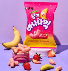 韓国　バナナキック　イチゴ味　新商品　いちご　バナナ　人気　お菓子　駄菓子
