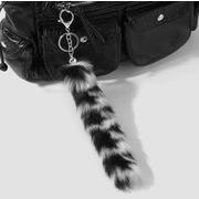 新作  しっぽ   記念日道具  キツネの尻尾  お祭り用   キーホルダー   ストラップ    撮影用具 10色