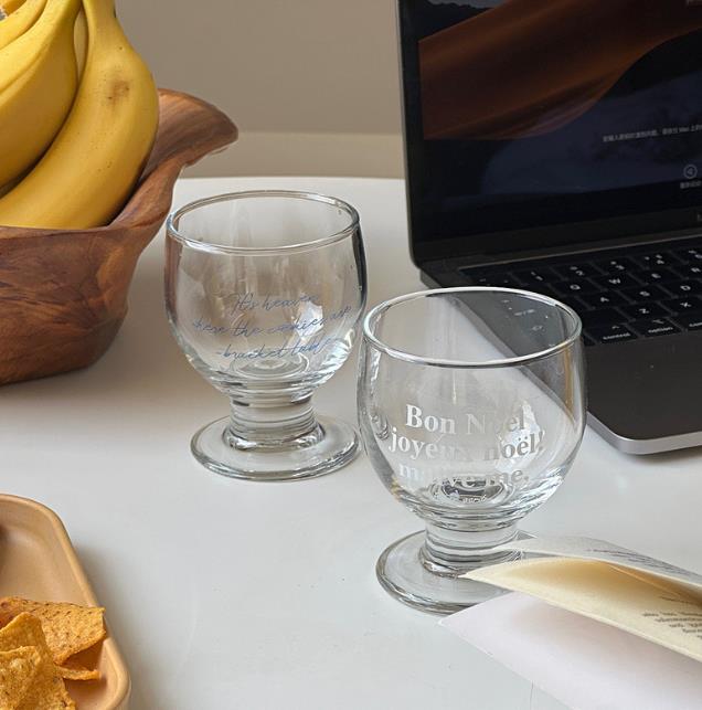 INS 人気  ウォーターカップ  コーヒーカップ  インテリア  創意撮影装具  英字 グラス  置物を飾