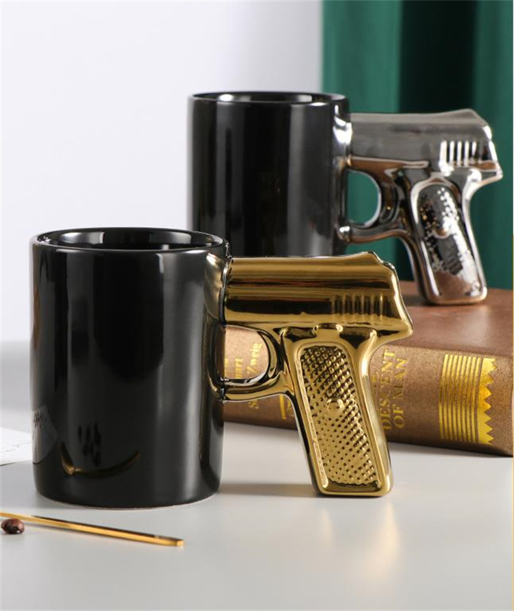 贈り物をする 3D造形 陶磁器カップ ピストルカップ 銃器マグカップ 個性 水カップ コーヒーカップ