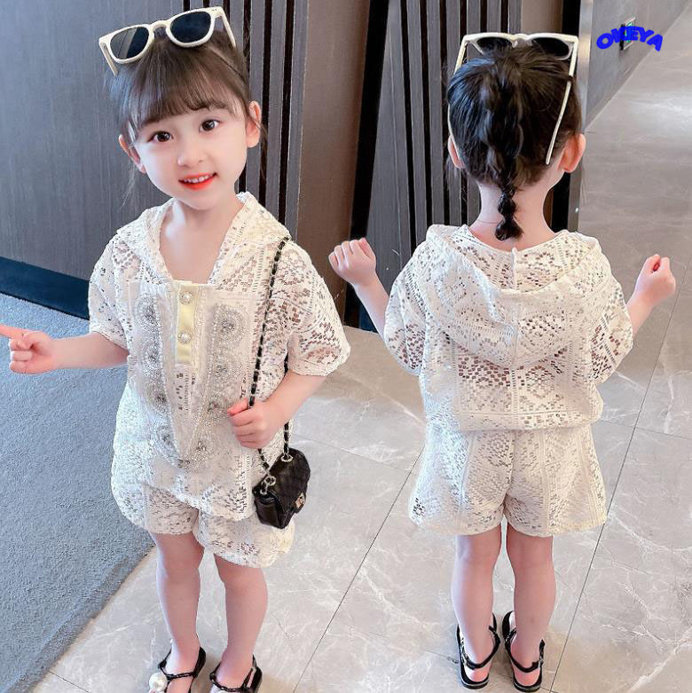 韓国子供服　ガールズ　上下セット　シャツ　フード付き　ショートパンツ　透かし彫り　90#-130#