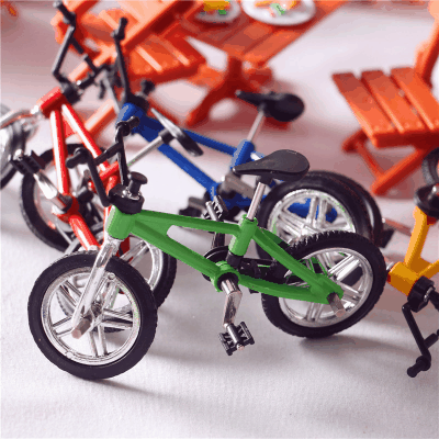 新品 ドールハウス用 ミニチュア道具 フィギュア ぬい撮 おもちゃ 微風景 撮影道具 自転車 装飾