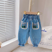 春秋新作 女の子のデニムパンツ かわいいポケットジーンズ ファッション 韓国子供服
