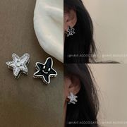 s925 黒と白の星ピアス  両面星柄  スマイリーフェイス ピアス  韓国のファッションアクセサリー