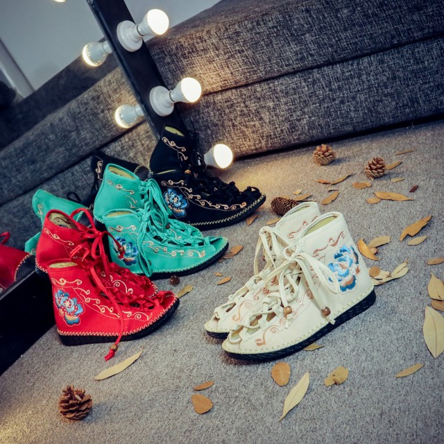 スリッパ履きやすいチャイナ靴美脚チャイナシューズ中華布靴民族風刺繍スニーカーサンダル北京靴パンプス通