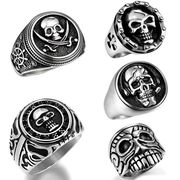 ステンレスのリング 海賊 スカルリング レトロなヒップホップリング メンズ 指輪