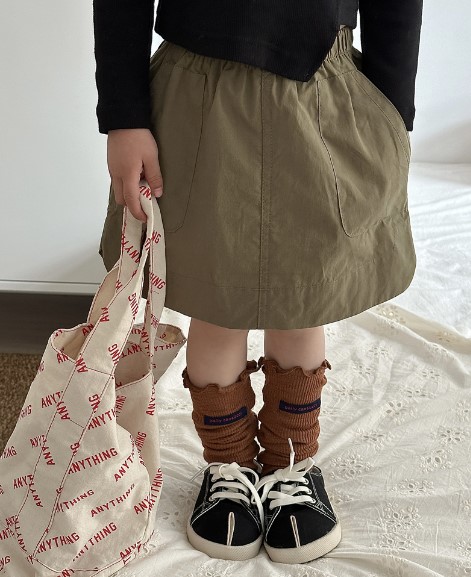 子供服  レジャー  2024夏新品    ハーフスカート スカート  韓国風   じゅんしょく 綿製  80-130cm  2色