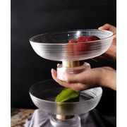個性的なデザイン 果物皿 金属 ガラス果物皿 カジュアル ミニマリスト 大人気 上品映え クリア 高脚皿